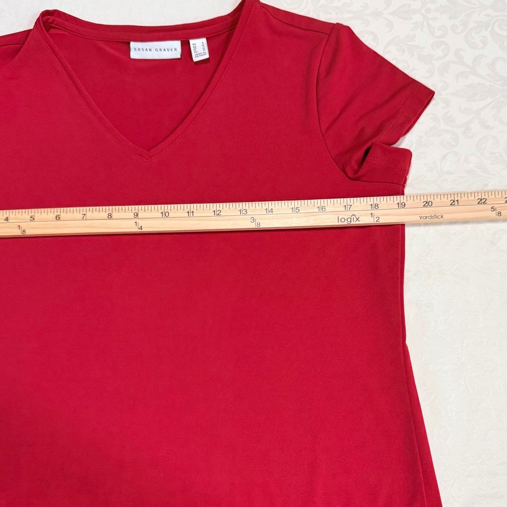 Susan Graver V-Neck T-Shirt Women Medium Red Liquid Knit Short Sleeve Minimalist - Picture 5 of 8